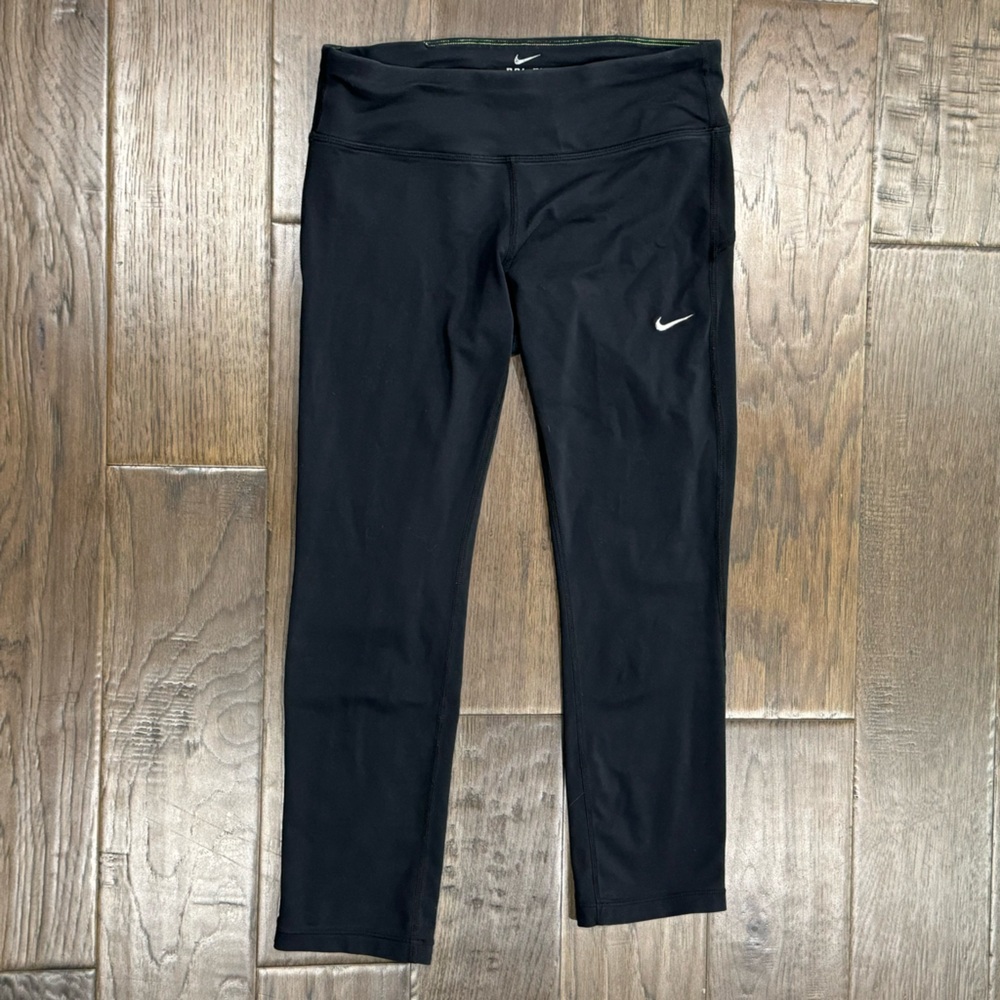 Nike Cropped Leggings